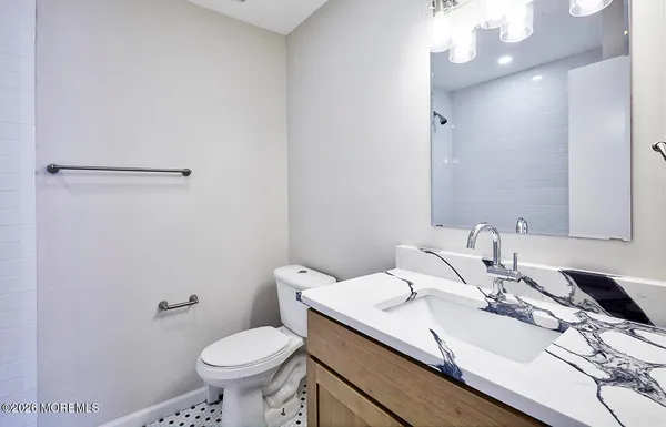 $374,900 | 9 Mirador Court, Toms River, NJ 08757