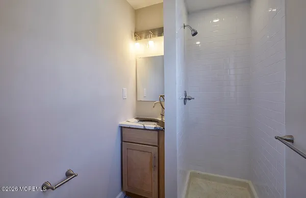 $374,900 | 9 Mirador Court, Toms River, NJ 08757