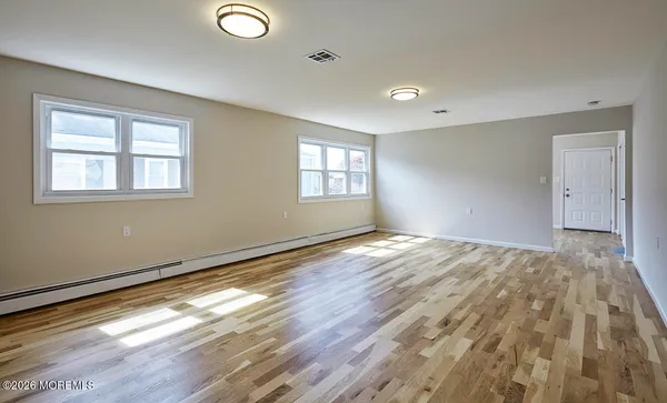 $374,900 | 9 Mirador Court, Toms River, NJ 08757