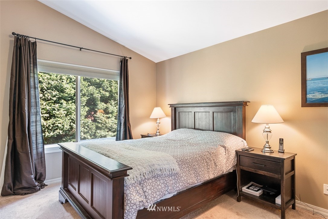 8814 Northeast 178th Street Bothell, WA 98011 - Photo 16 of 32 Gallery Image 16