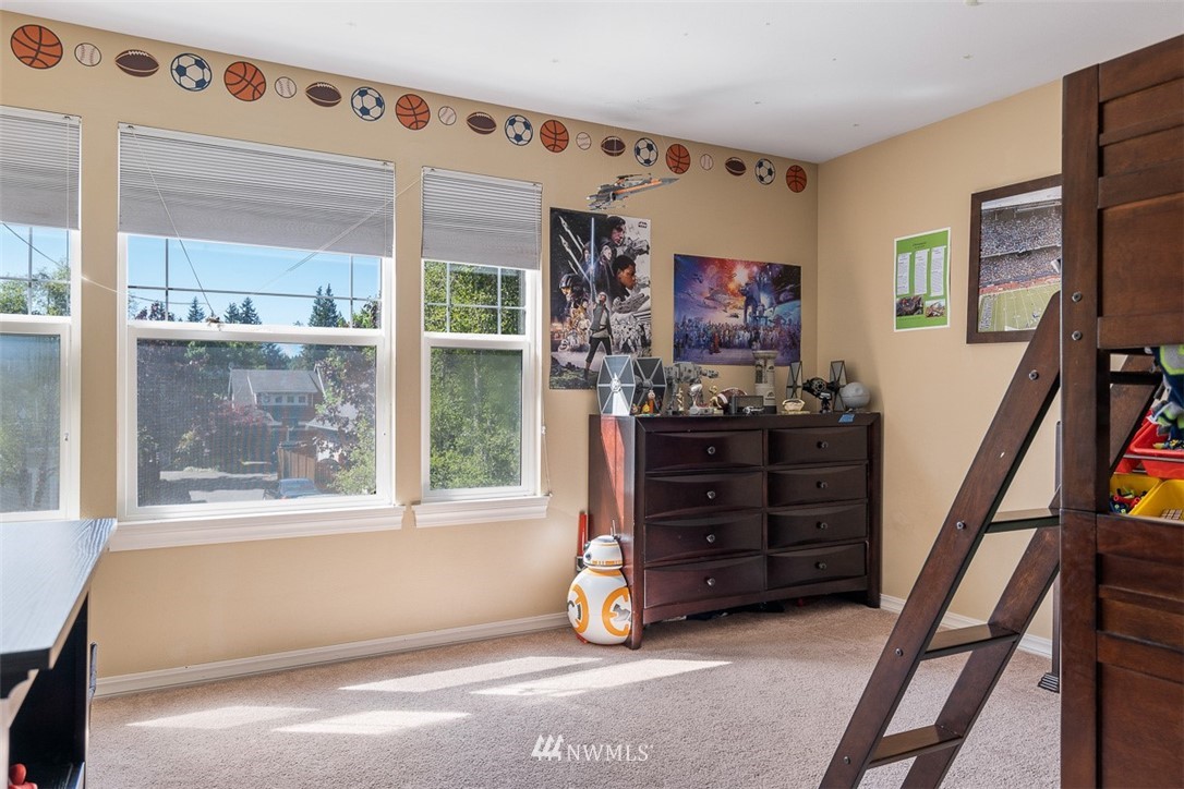 8814 Northeast 178th Street Bothell, WA 98011 - Photo 22 of 32 Gallery Image 22