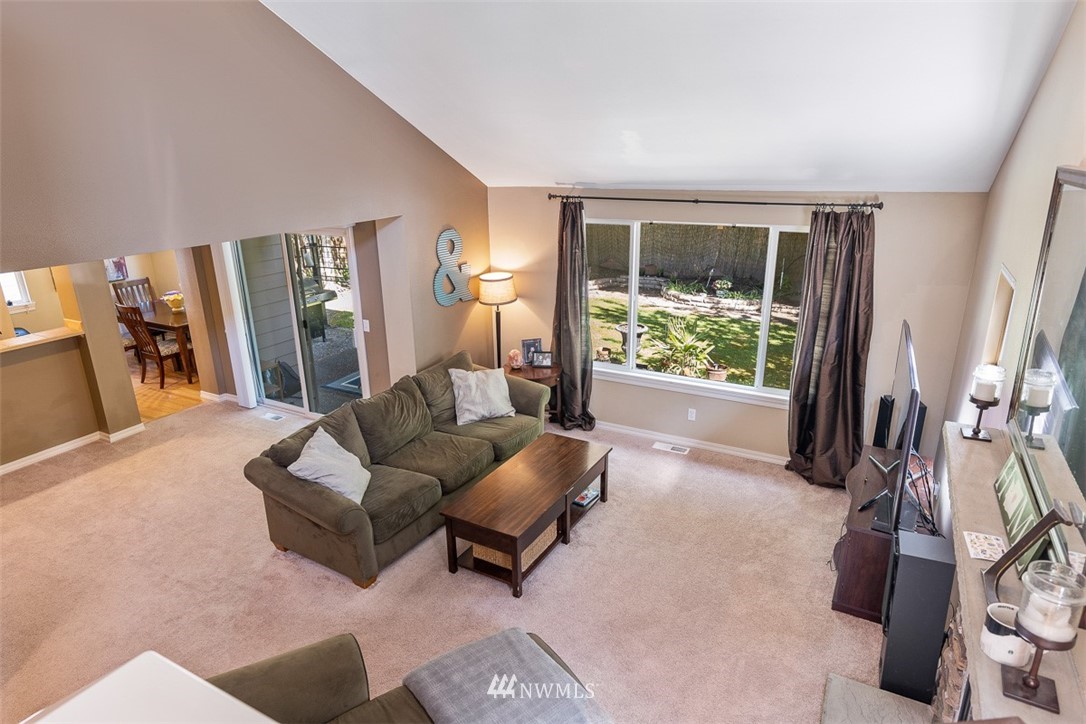 8814 Northeast 178th Street Bothell, WA 98011 - Photo 25 of 32 Gallery Image 25