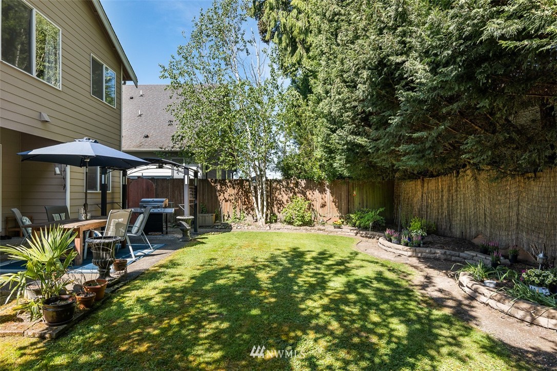 8814 Northeast 178th Street Bothell, WA 98011 - Photo 28 of 32 Gallery Image 28