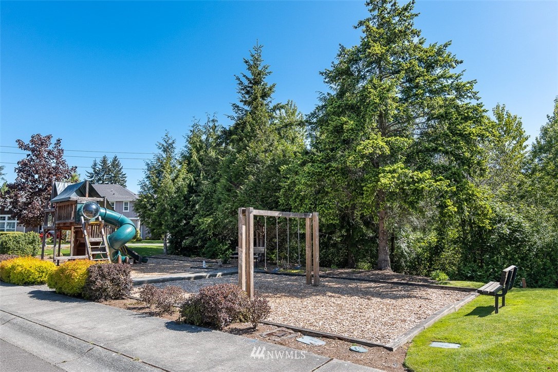 8814 Northeast 178th Street Bothell, WA 98011 - Photo 31 of 32 Gallery Image 31
