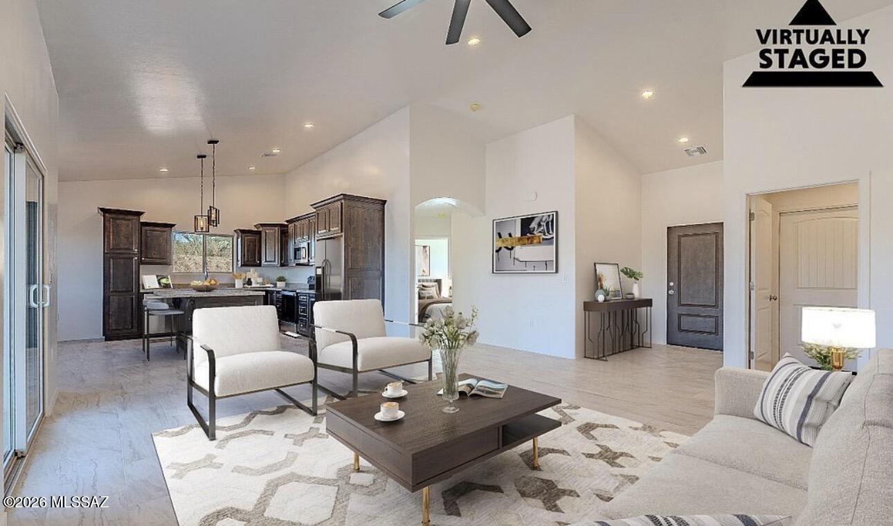 97 Circulo Penjamo Rio Rico, AZ 85648 - Photo 4 of 18