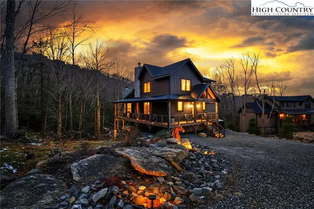 $1,199,900 | 703 Eagle Springs Trail, Banner Elk, NC 28604