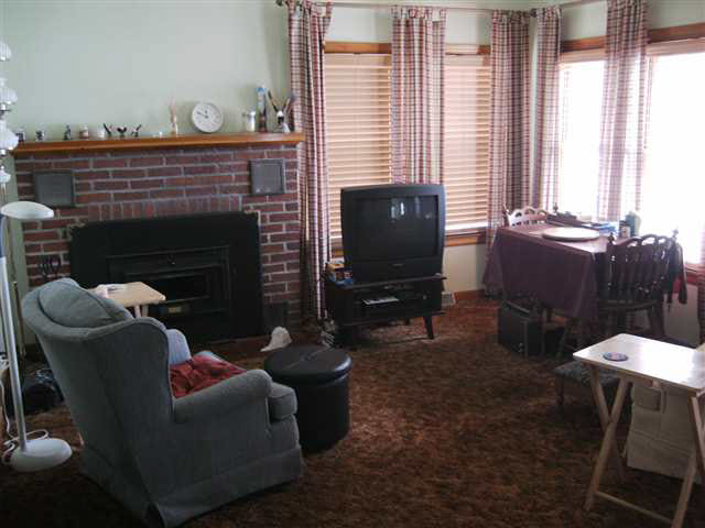 563 East Lake View Road Syracuse, IN 46567 - Photo 5 of 7 Gallery Image 5