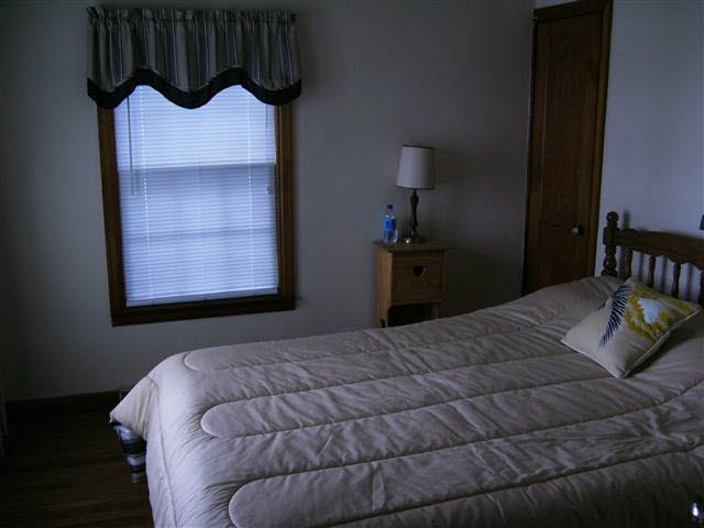 563 East Lake View Road Syracuse, IN 46567 - Photo 6 of 7 Gallery Image 6
