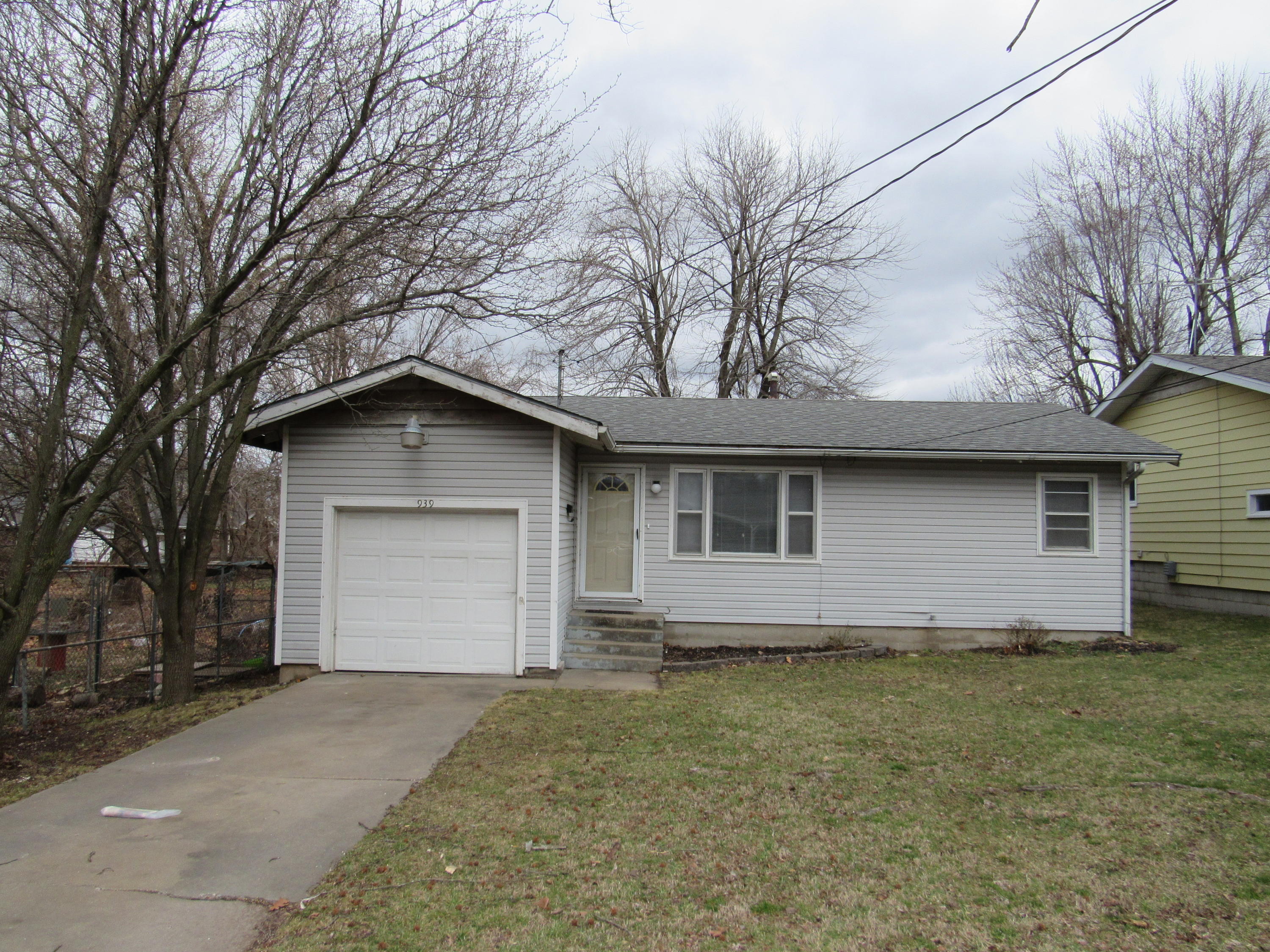 939 West Kerr Street Springfield, MO 65803 - Photo 1 of 1 IMG_9558