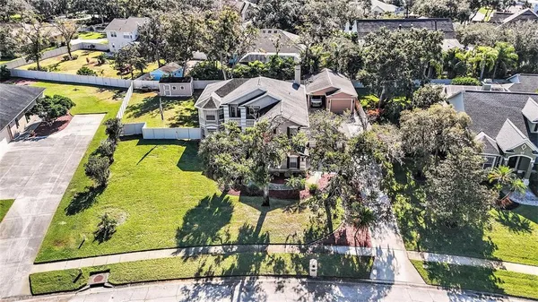 $894,000 | 8805 Cross Landing Lane, Riverview, FL 33578