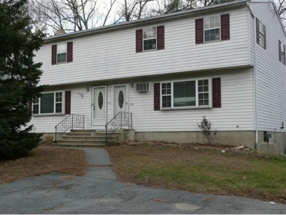 7 B Middle Road Plaistow, NH 03865 - Photo 1 of 1 Gallery Image 1