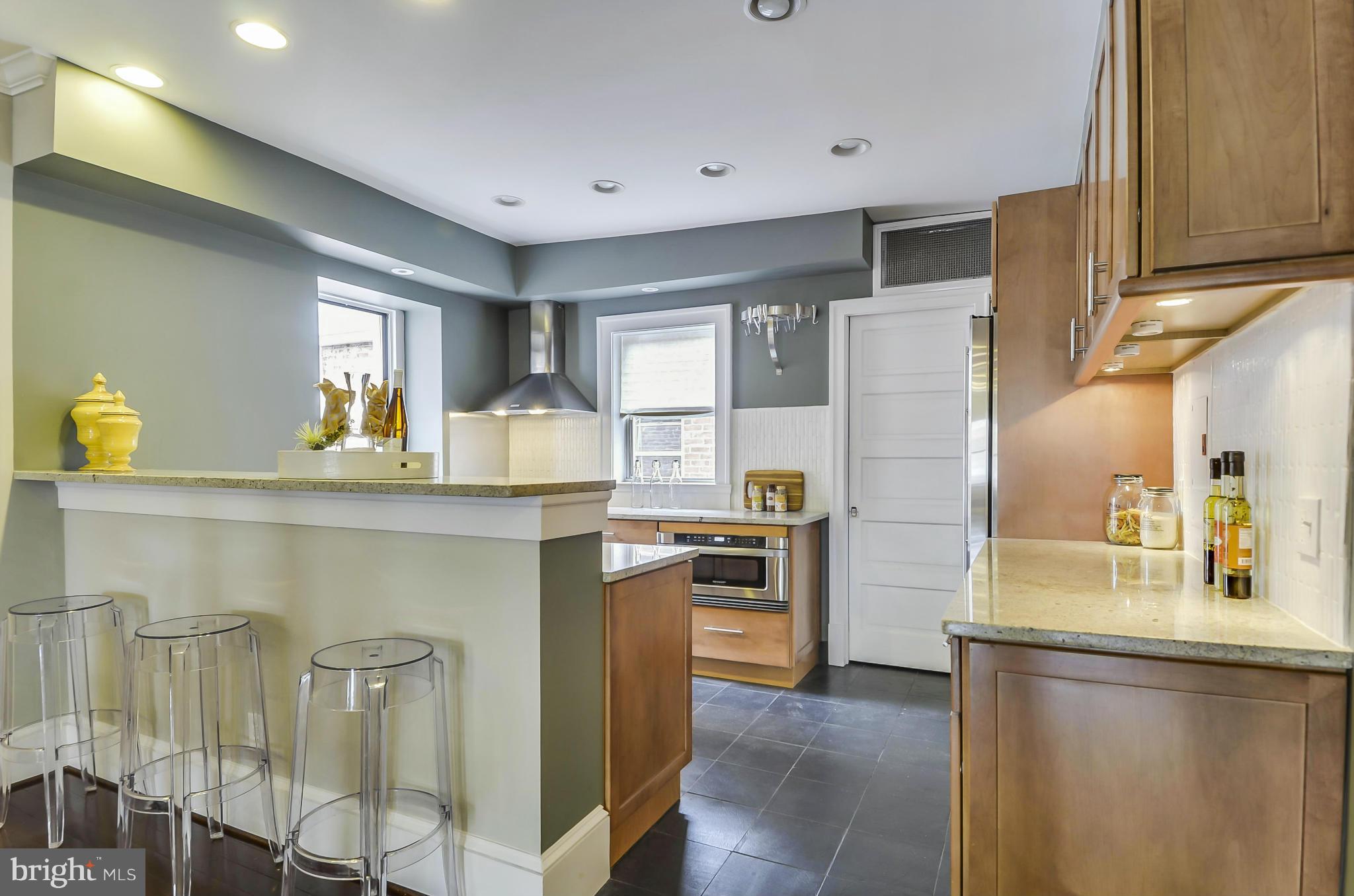 2006 Columbia Road Northwest, Unit 50 Washington, DC 20009 - Photo 11 of 30 Kitchen