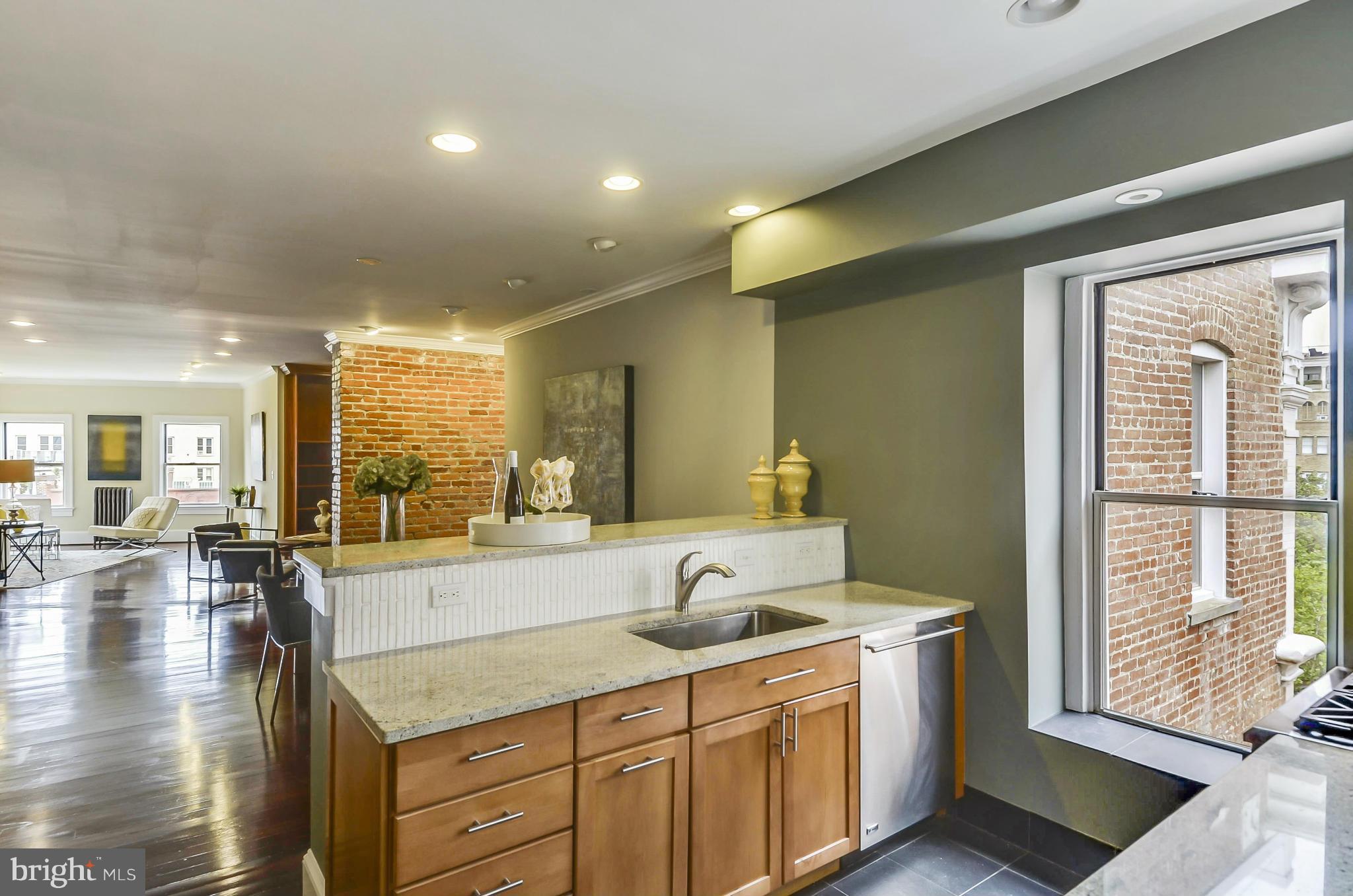 2006 Columbia Road Northwest, Unit 50 Washington, DC 20009 - Photo 13 of 30 Kitchen