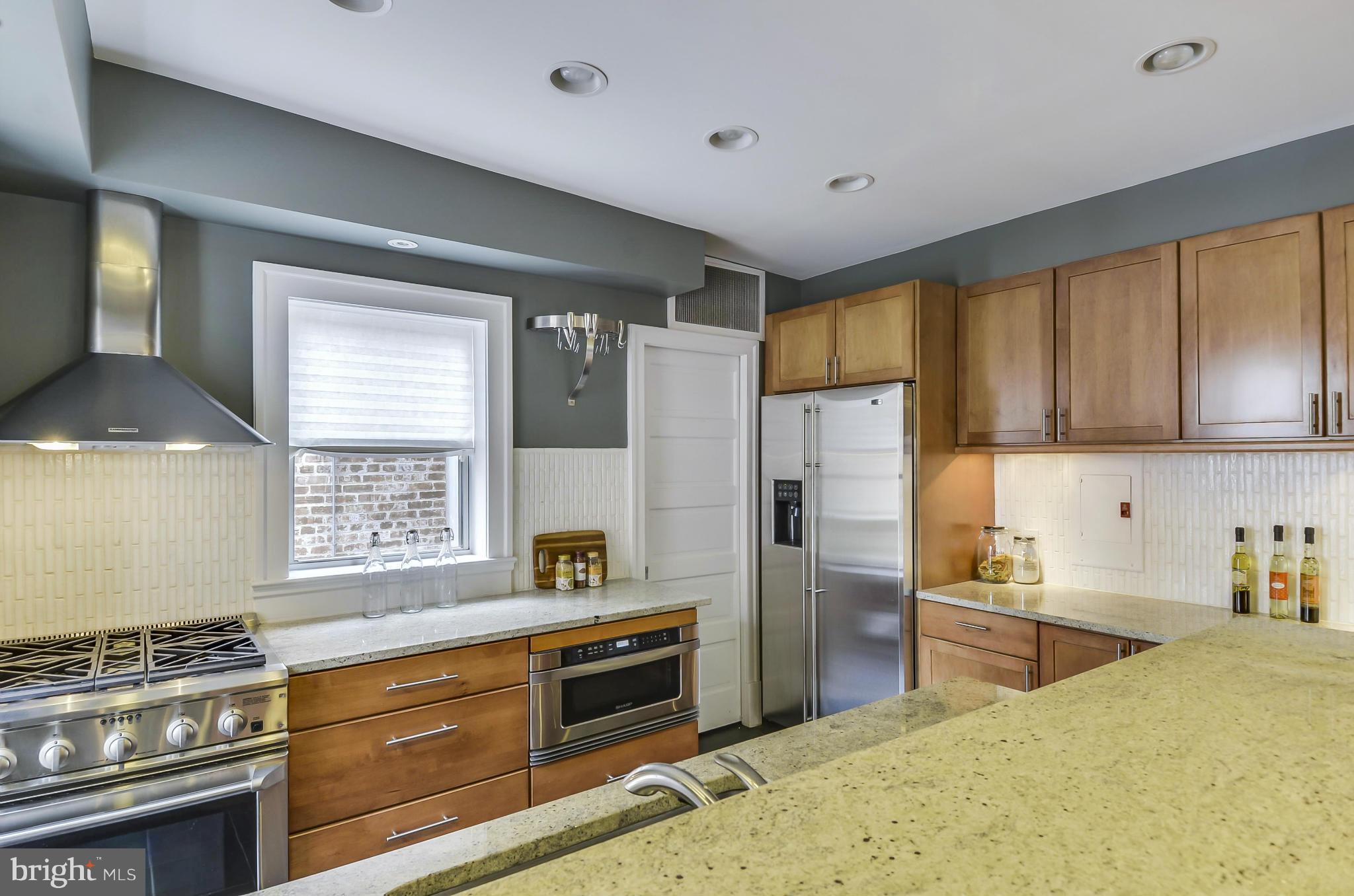 2006 Columbia Road Northwest, Unit 50 Washington, DC 20009 - Photo 15 of 30 Kitchen