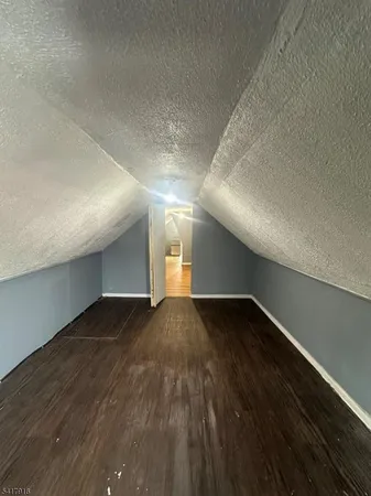 $2,400 | 426 Franklin Street, Unit 2, Elizabeth Port, NJ 07206