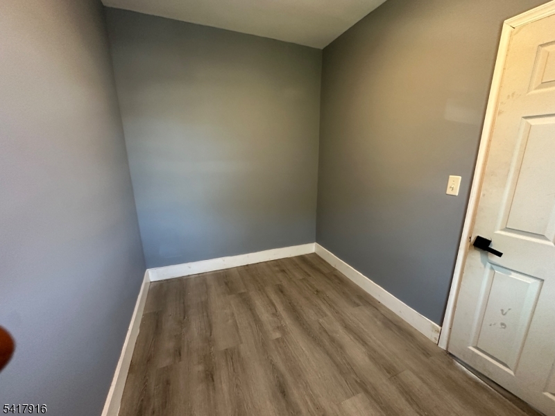 426 Franklin Street, Unit 2 Elizabeth Port, NJ 07206 - Photo 10 of 18 a view of a room