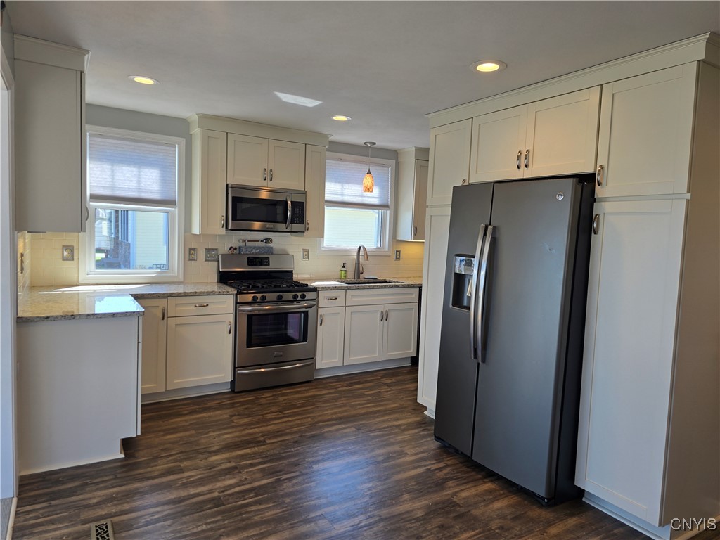 6244 Muskrat Bay Road Brewerton, NY 13029 - Photo 12 of 36