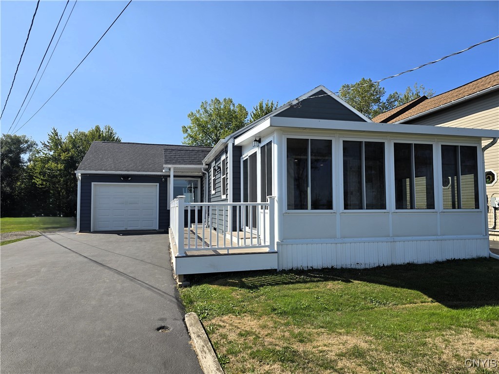 6244 Muskrat Bay Road Brewerton, NY 13029 - Photo 20 of 36