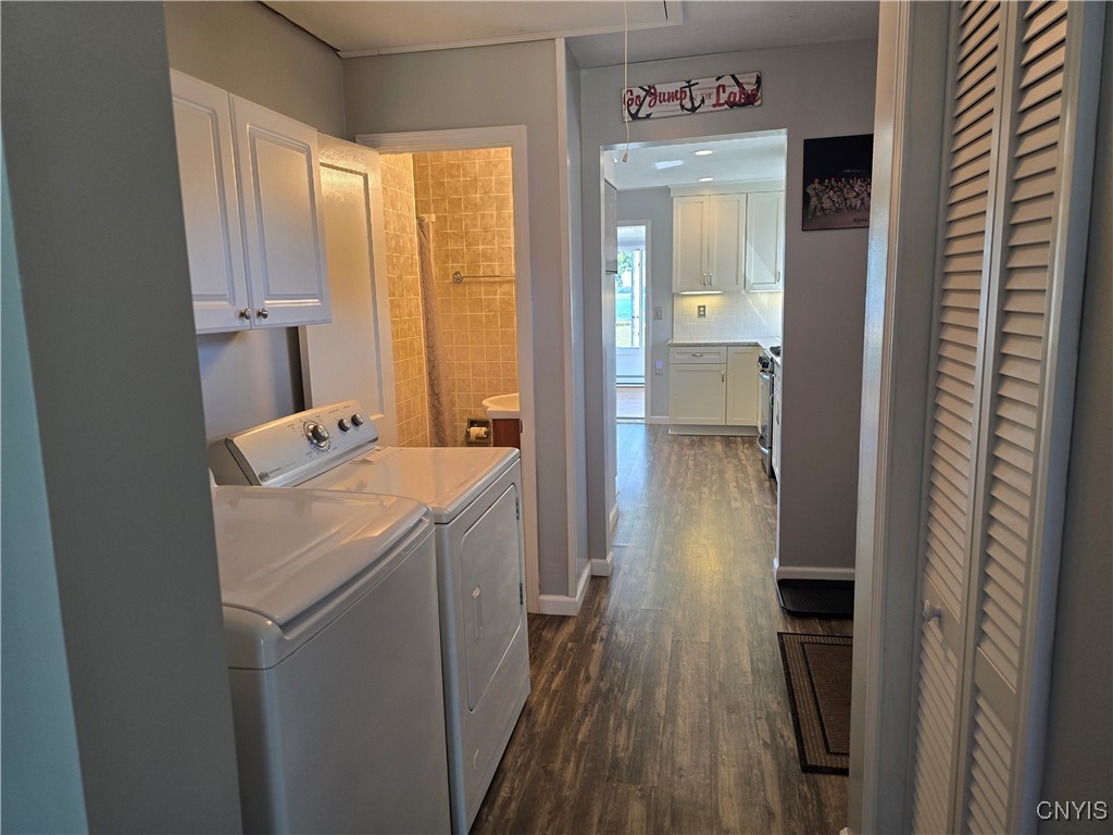 6244 Muskrat Bay Road Brewerton, NY 13029 - Photo 33 of 36