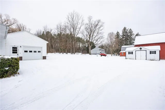 $199,000 | 2 Union Street, Potter, NY 14544