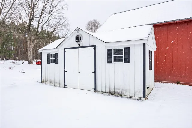 $199,000 | 2 Union Street, Potter, NY 14544