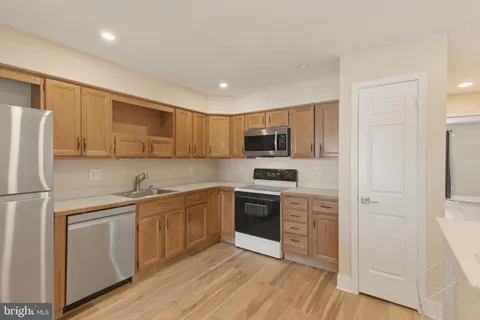 $370,000 | 720 Society Hill Boulevard, Cherry Hill, NJ 08003