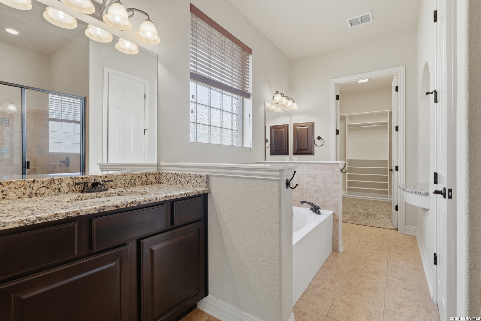 19003 Seminole Pass Garden Ridge, TX 78266 - Photo 11 of 32