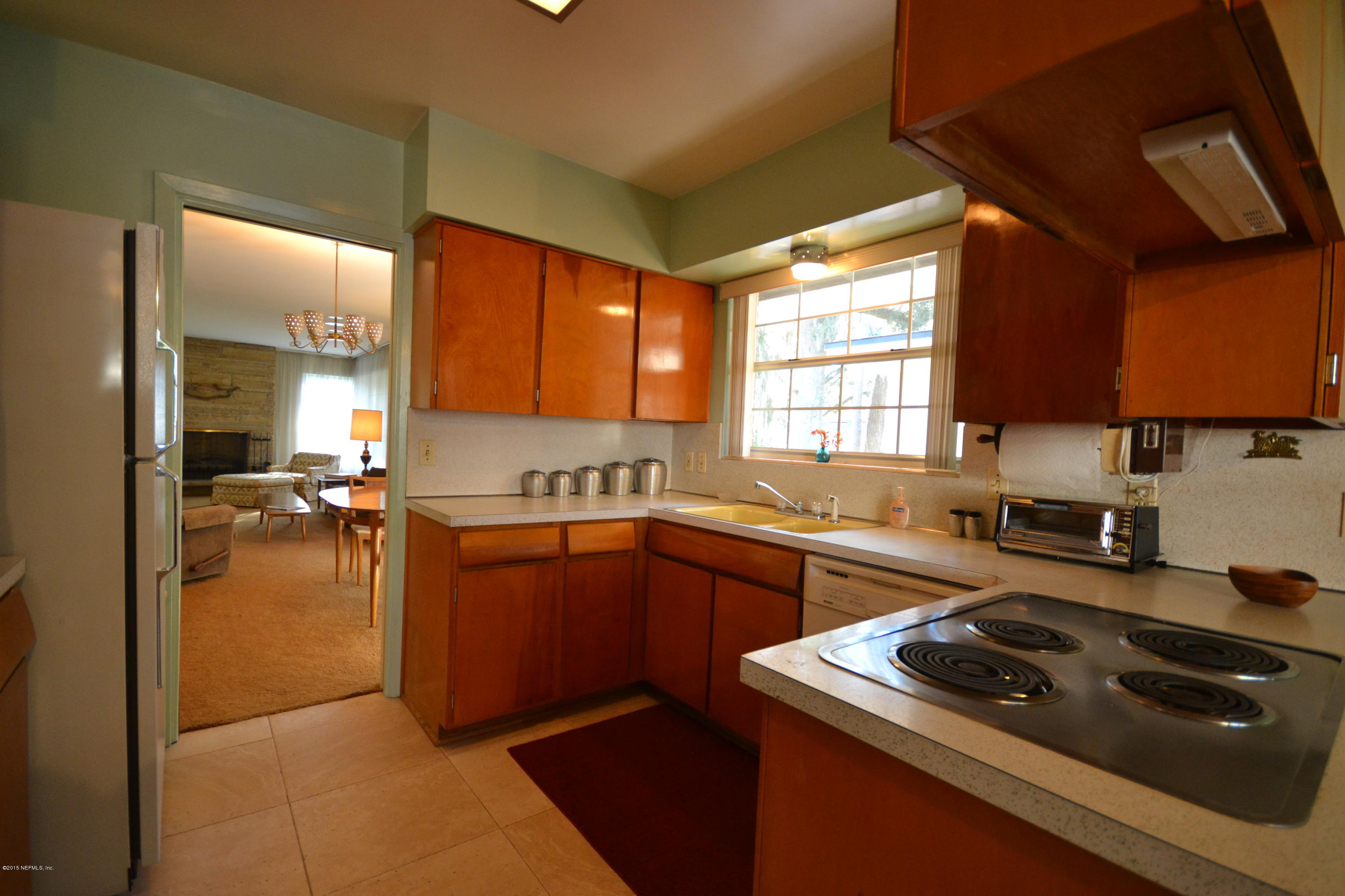 4124 Churchwell Road Jacksonville, FL 32210 - Photo 6 of 24 Kitchen