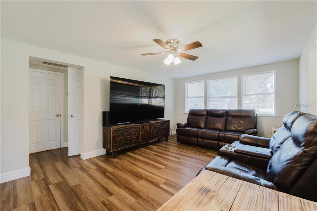 2531 Hebb Road Auburndale, FL 33823 - Photo 8 of 31