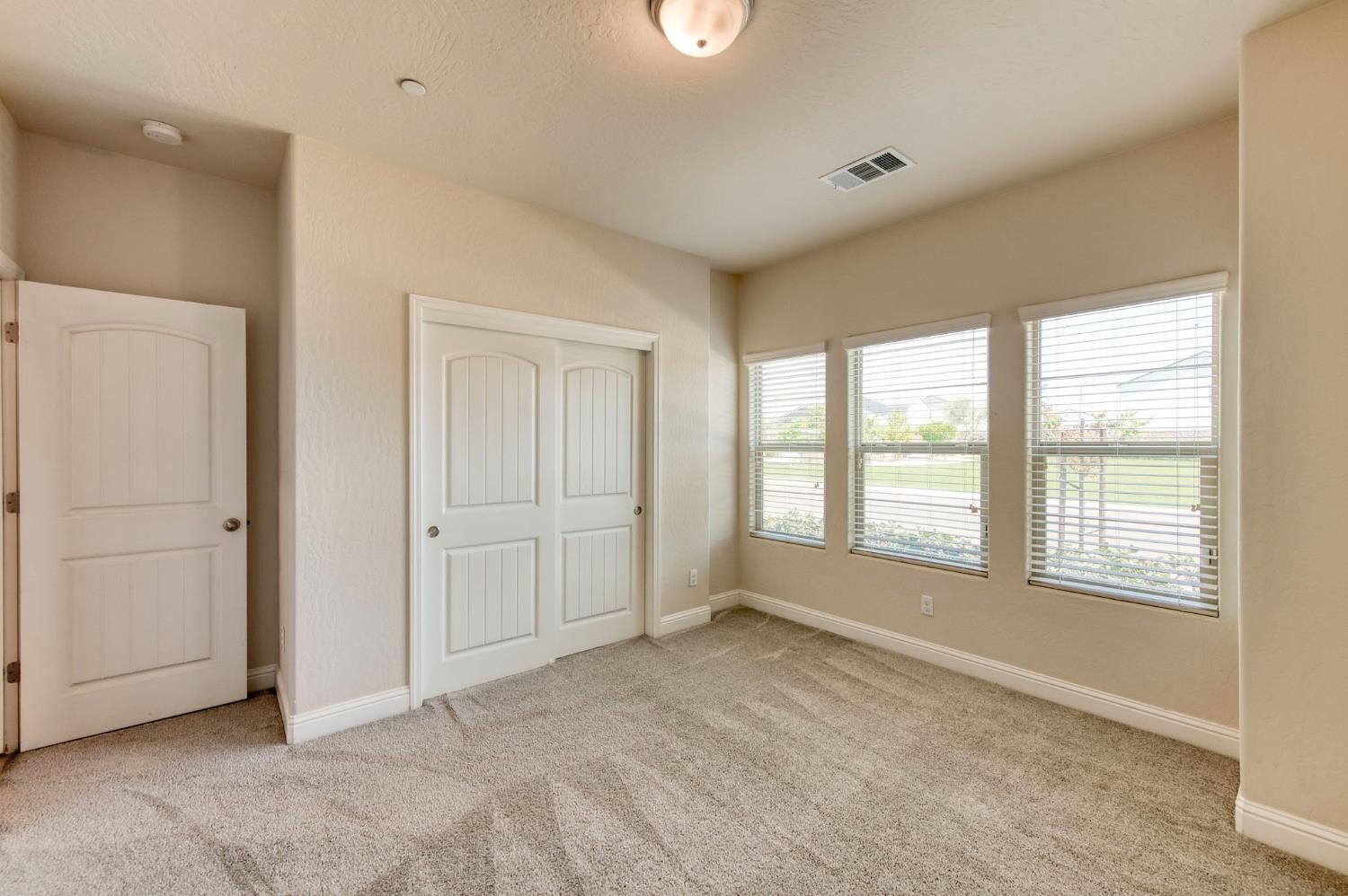 616 Expedition Way Madera, CA 93636 - Photo 9 of 66