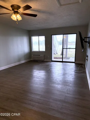 $1,475 | 301 Lullwater Drive, Unit 295, Panama City Beach, FL 32413