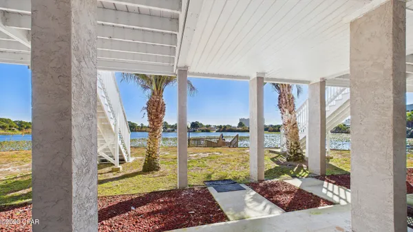 $1,275 | 301 Lullwater Drive, Unit 295, Panama City Beach, FL 32413