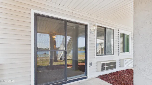$1,275 | 301 Lullwater Drive, Unit 295, Panama City Beach, FL 32413