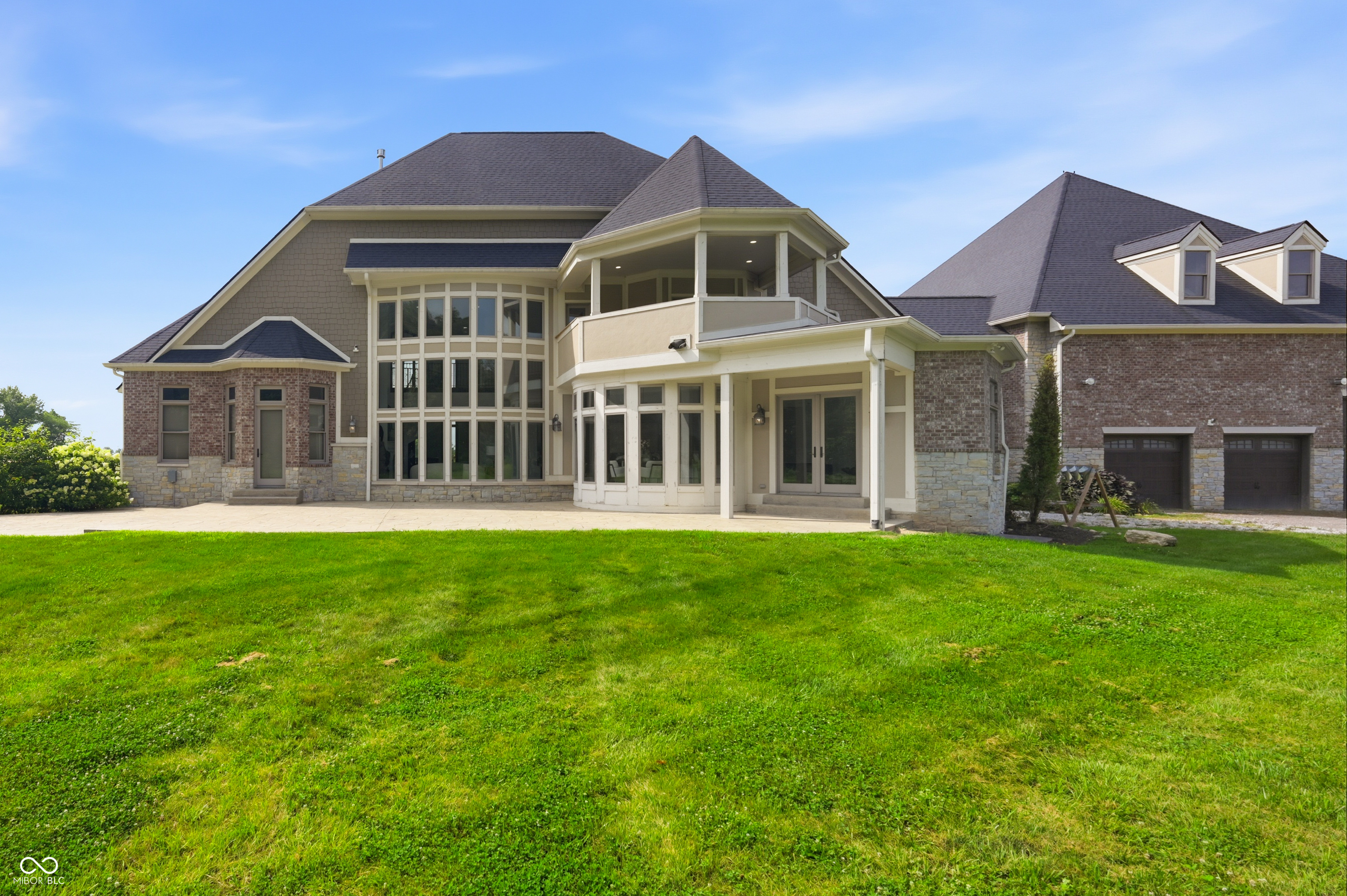910 South 800 E Road Zionsville, IN 46075 - Photo 4 of 109