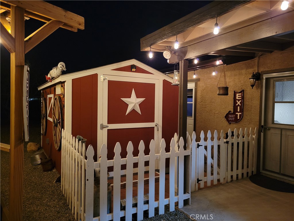 21535 Pine Ridge Avenue Apple Valley, CA 92307 - Photo 37 of 40