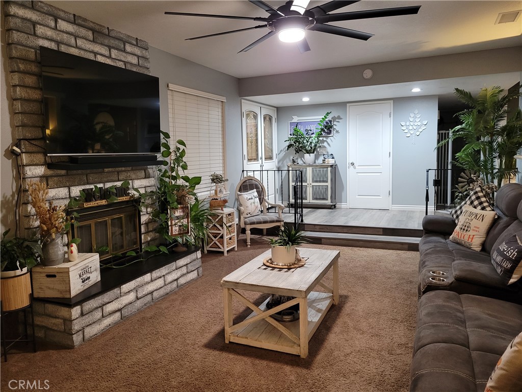 21535 Pine Ridge Avenue Apple Valley, CA 92307 - Photo 6 of 40