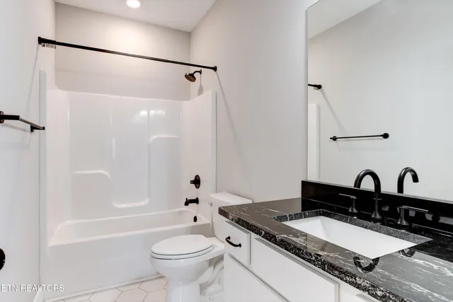 $399,900 | 853 Berry Basket Drive, Knoxville, TN 37924