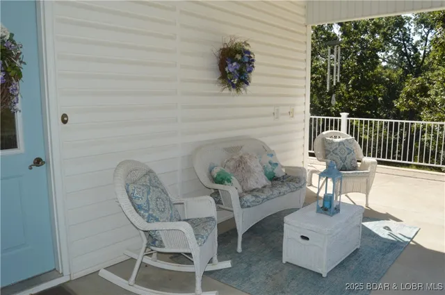 $698,900 | 112 Rush Road, Eldon, MO 65026