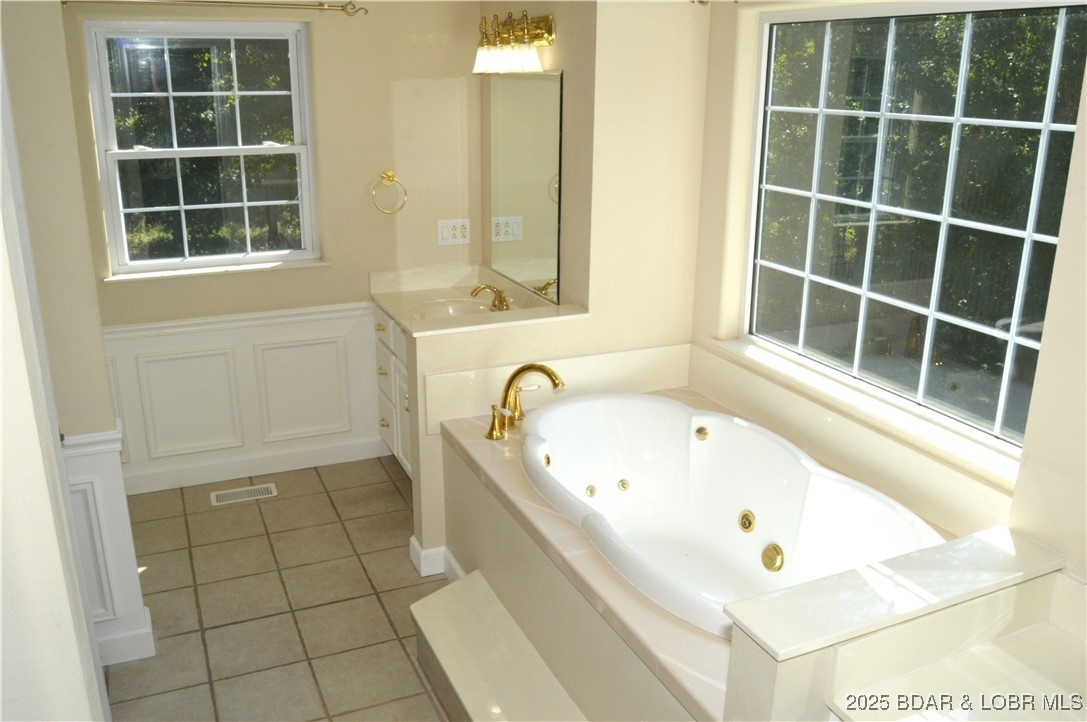 112 Rush Road Eldon, MO 65026 - Photo 19 of 50 Who wouldn't want to soak in this elegant tub!!