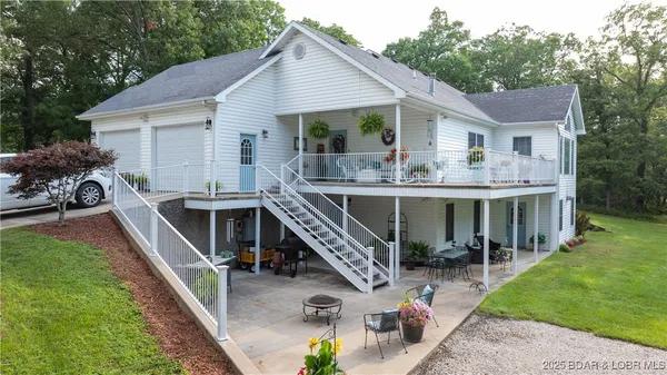 $693,900 | 112 Rush Road, Eldon, MO 65026