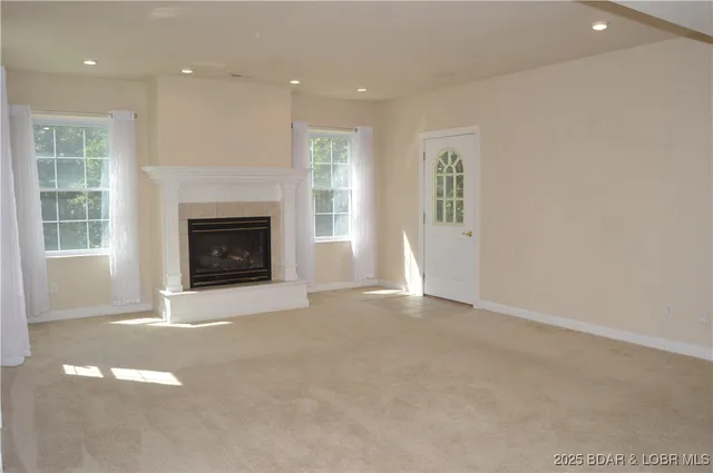 $698,900 | 112 Rush Road, Eldon, MO 65026