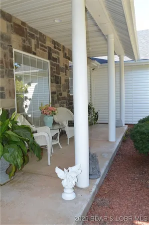 $693,900 | 112 Rush Road, Eldon, MO 65026