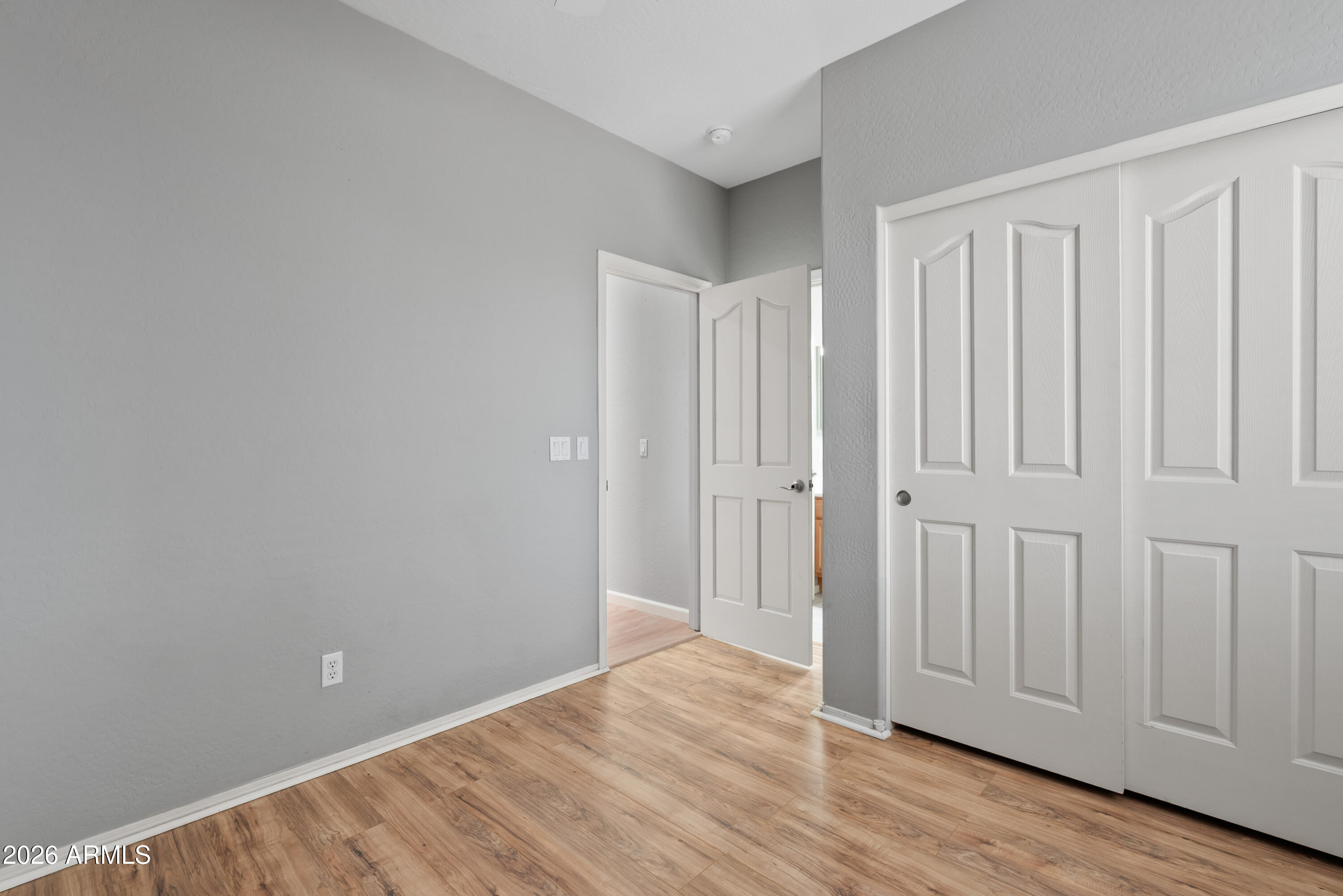 6280 South Sinova Court Gilbert, AZ 85298 - Photo 24 of 58 2nd downstairs bedroom