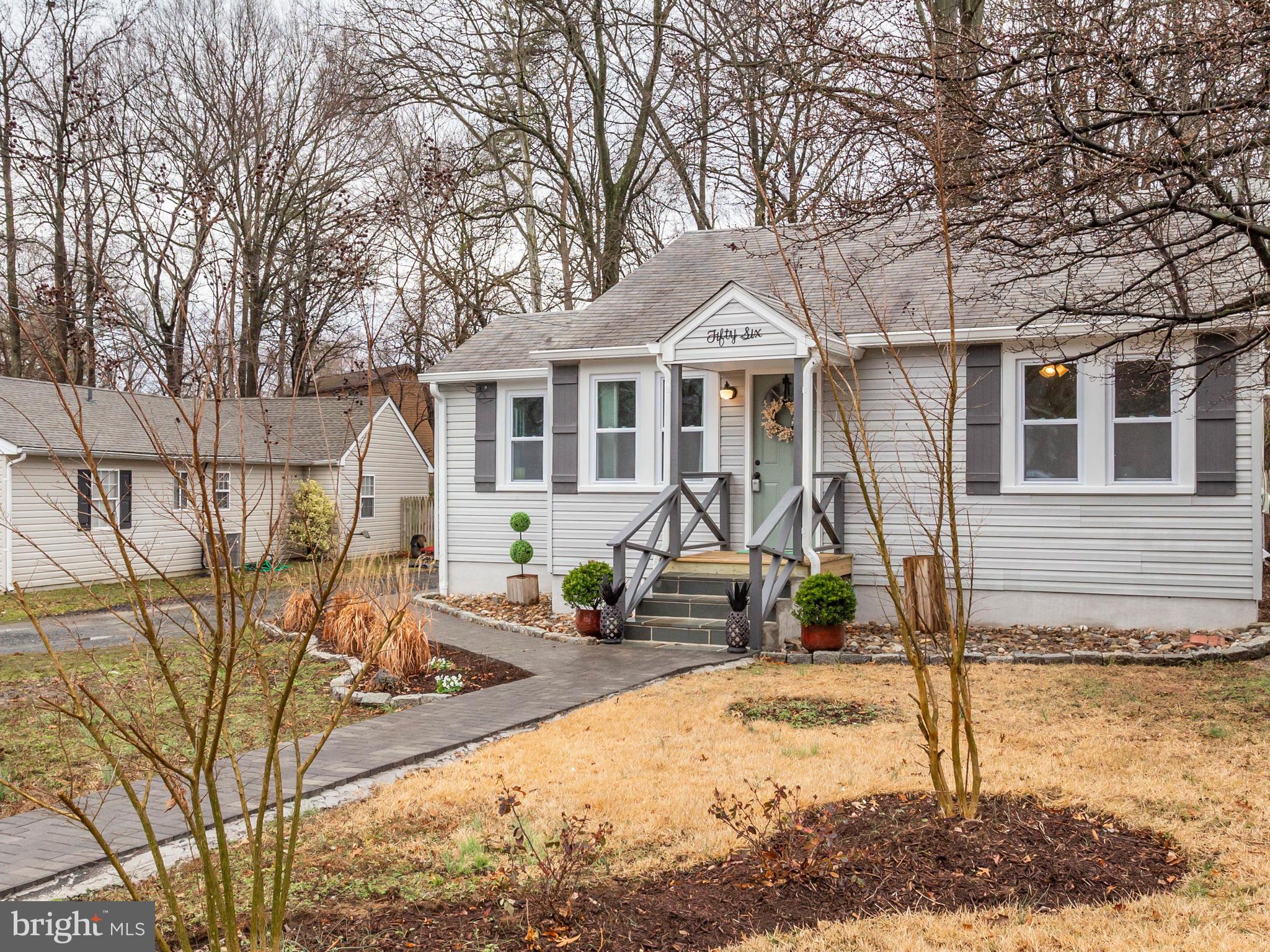 56 Silopanna Road Annapolis, MD 21403 - Photo 7 of 40 Picturesque front of house