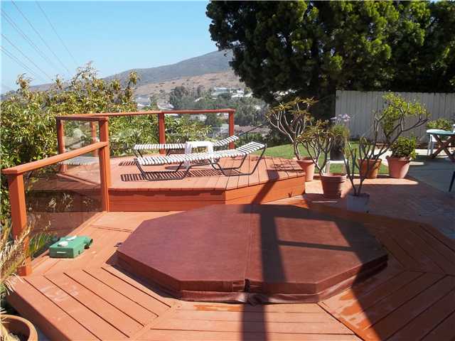 13666 Quinton Road San Diego, CA 92129 - Photo 20 of 25 Backyard Hottub