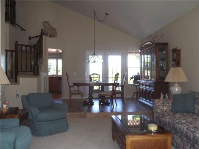 13666 Quinton Road San Diego, CA 92129 - Photo 8 of 25 Dining Area Adjoins Spacious Living Room