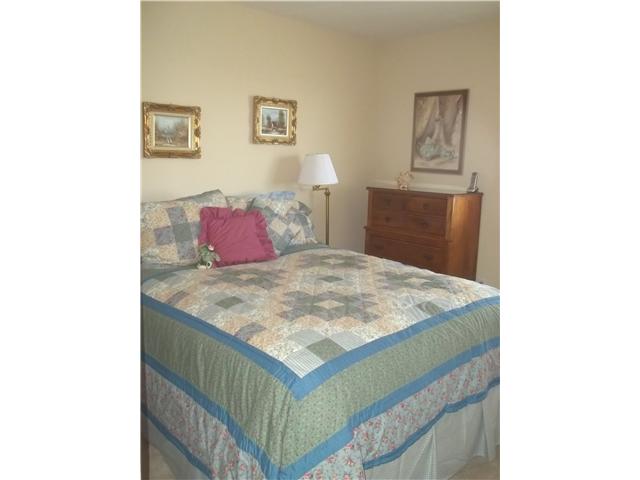 13666 Quinton Road San Diego, CA 92129 - Photo 10 of 25 First Floor Bedroom