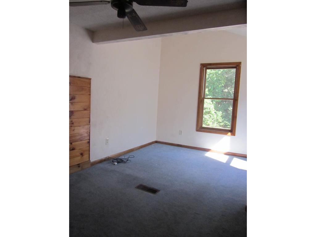 46 South Road Londonderry, NH 03053 - Photo 14 of 20 Gallery Image 14