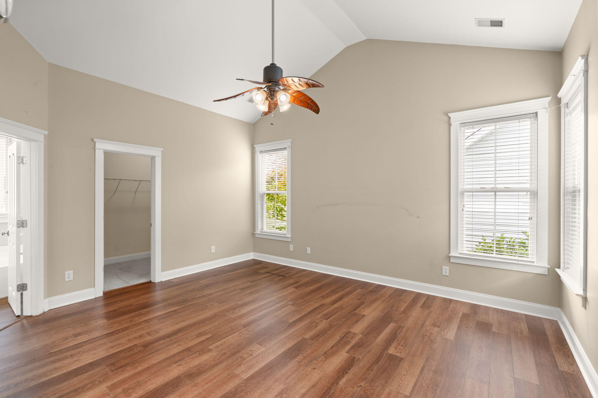 302 Hydrangea Street Summerville, SC 29483 - Photo 34 of 67