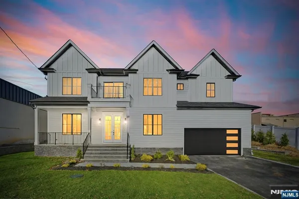 $1,799,000 | 30 Grand Terrace, Livingston, NJ 07039